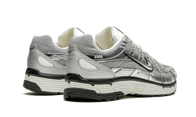 Nike P-6000 Metalic Silver